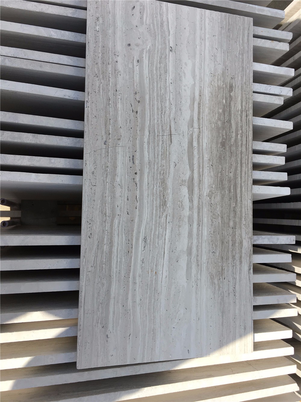 High Quality China White Wood Grain Marble Slabs And Tiles