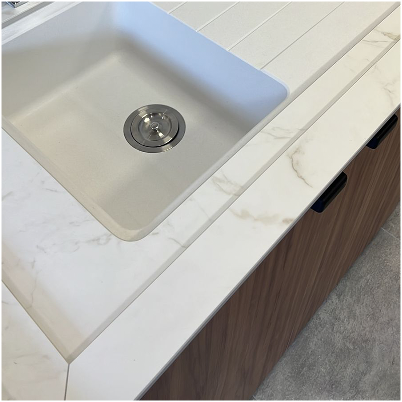 Calacatta Gold Sintered Stone  Bench Countertop