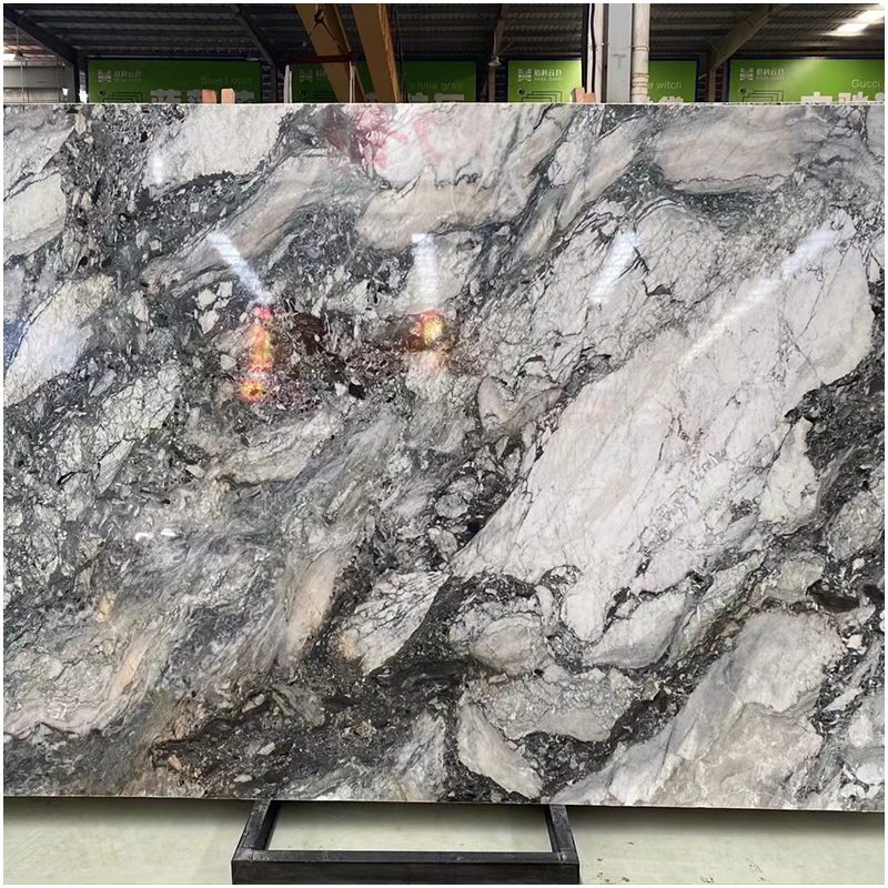 Calacatta Iron Quartzite Stone Slabs