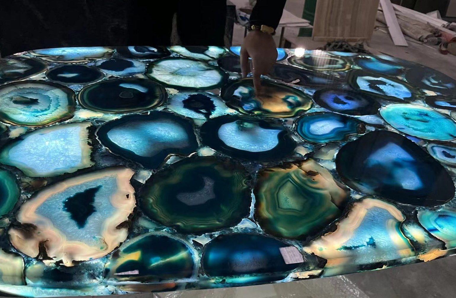 unnamed file unnamed file 4 e1724744370526 semi precious stone blue agate.
