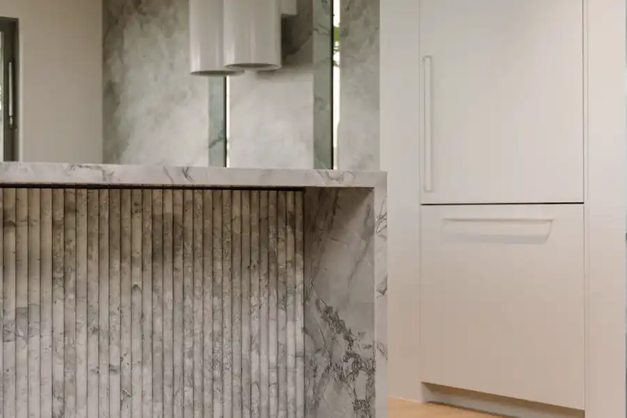 Super White Quartzite Fluted Countertops For Mansions