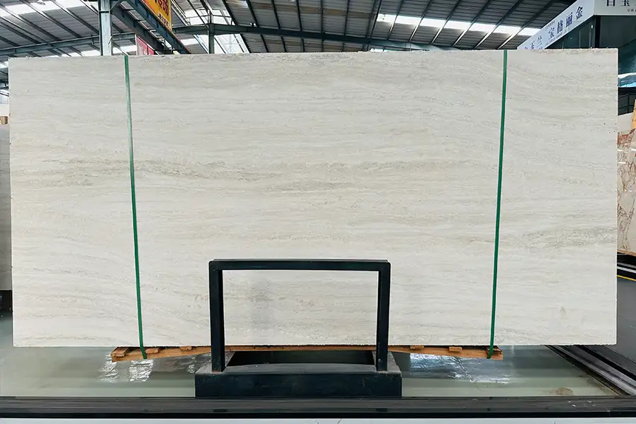 ترافرتين إيطاليا 25 ألواح الترافرتين الأبيض المشحونة والمملوءة من أيوفري