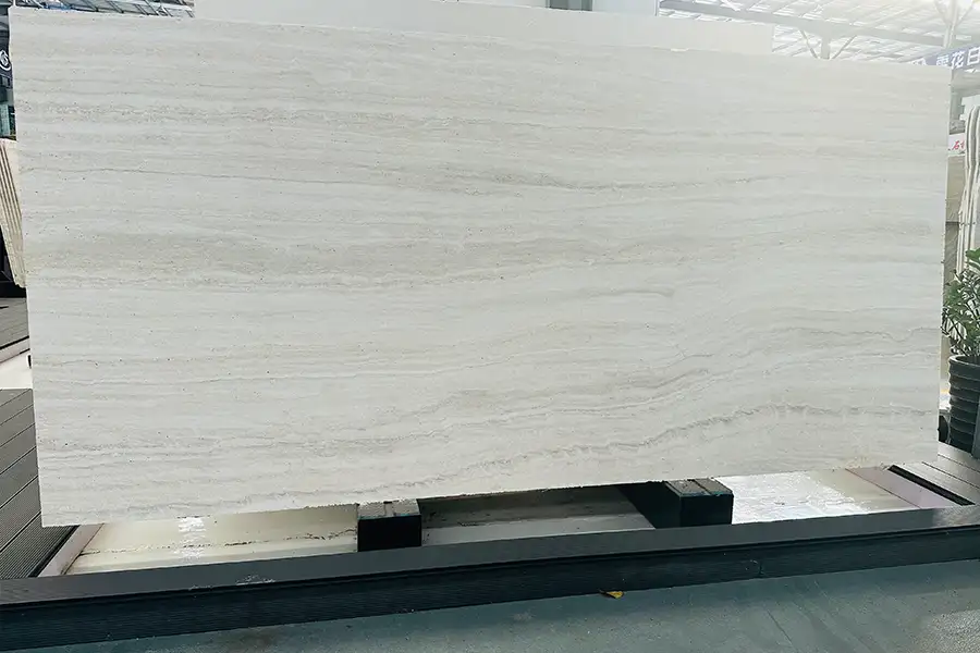 ترافرتين إيطاليا 26 بلاطة ترافرتين أبيض عاجي