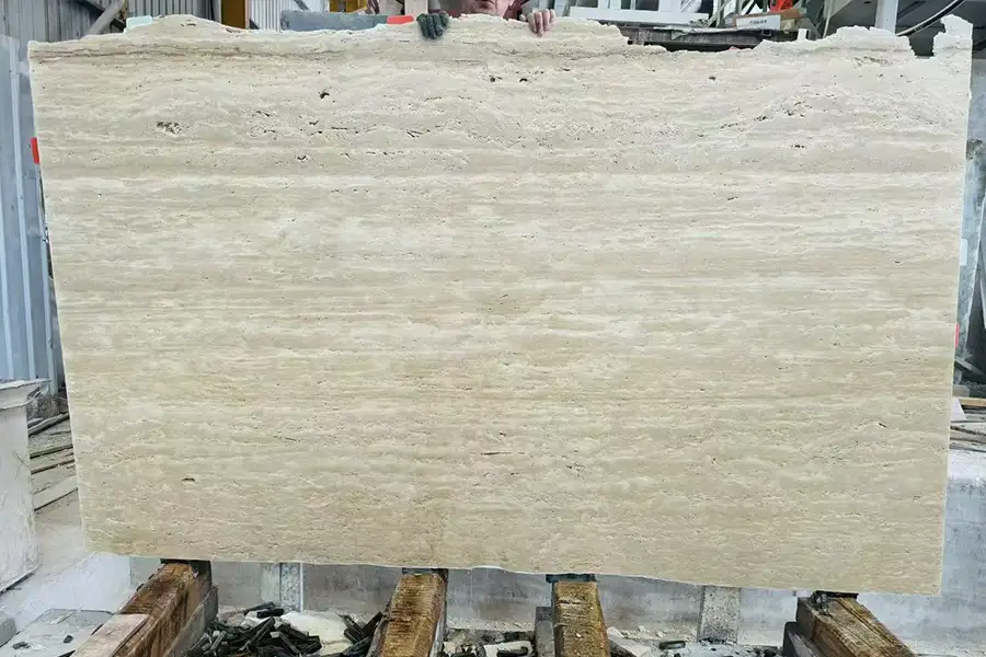Roman Classic Light Travertine Slabs