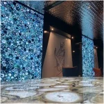 Warum sollten Sie den halbedlen blauen Achatstein für Ihre luxuriösen Innenraumprojekte wählen?