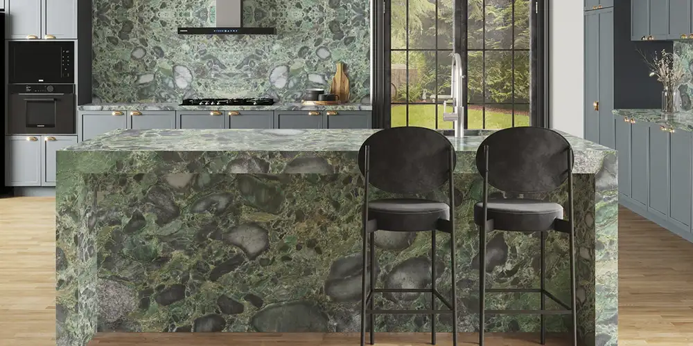 Palladium-Smeraldo-Quartzite-Waterfall-Countertop-Design-in-Luxury-Villas