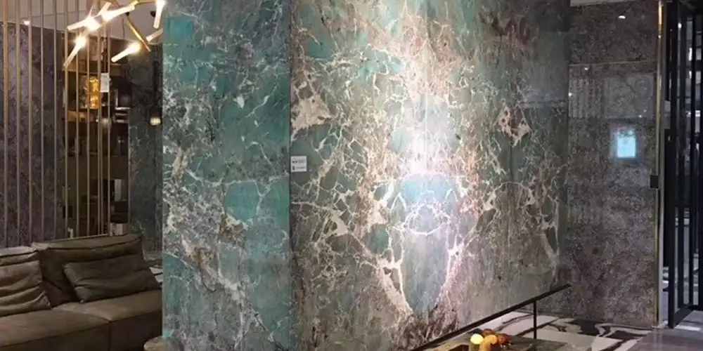 Why-Amazonite-Quartzite-is-the-Ultimate-Exotic-Green-Trend-for-2026-Luxury-Interiors